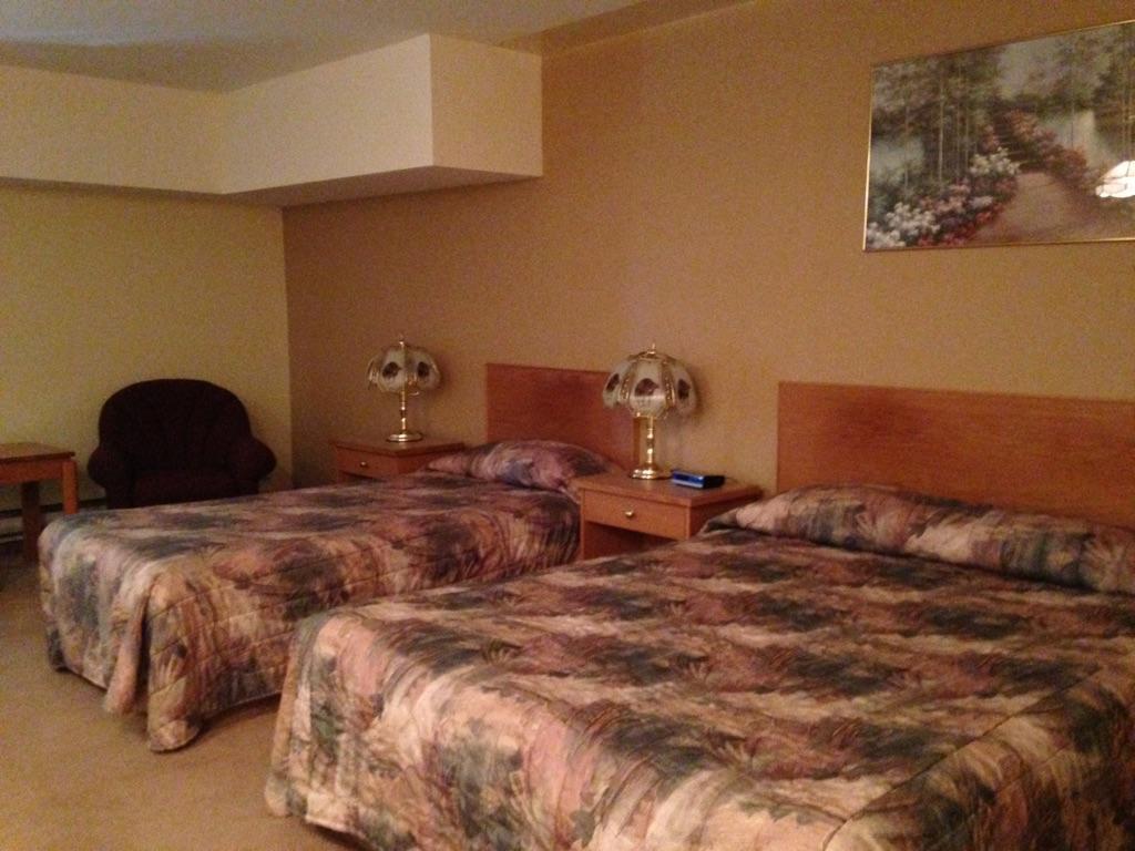 Western Budget Motel Peace River Extérieur photo